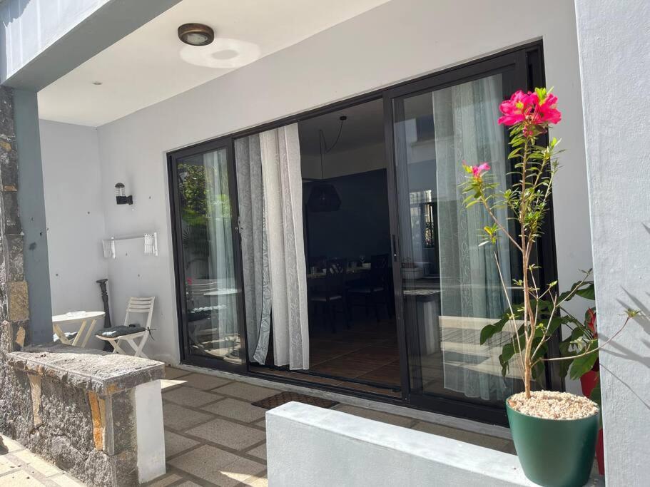 Charmant T4 Avec Vue Piscine Grand Baie Esterno foto
